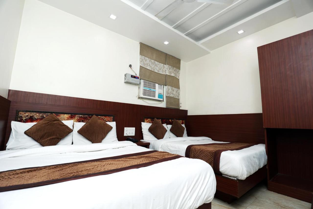 Hotel Toto International Dx Neu-Delhi Exterior foto