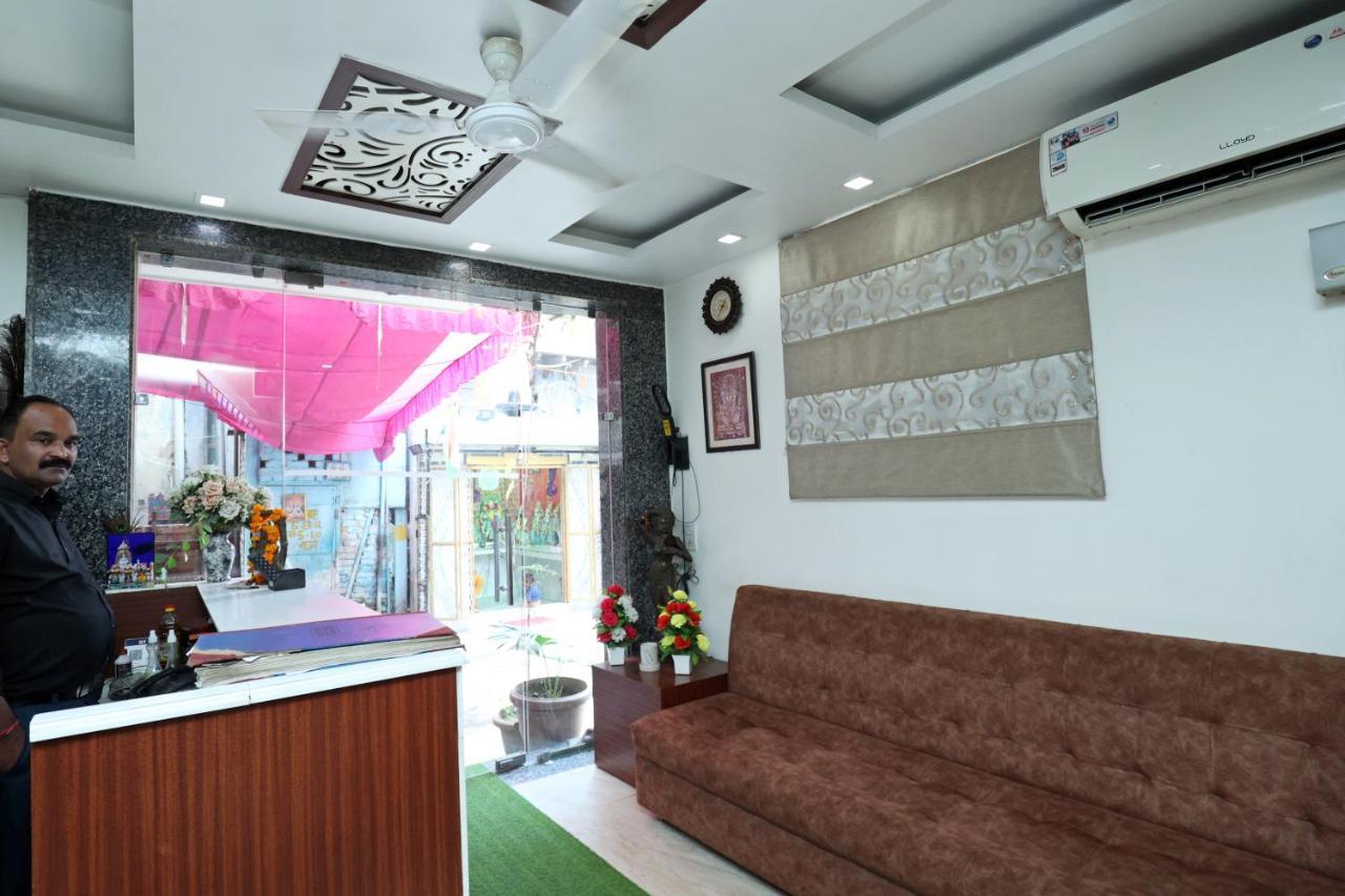 Hotel Toto International Dx Neu-Delhi Exterior foto