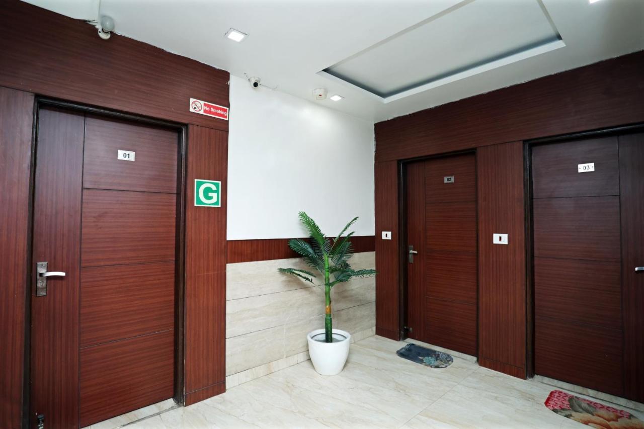 Hotel Toto International Dx Neu-Delhi Exterior foto